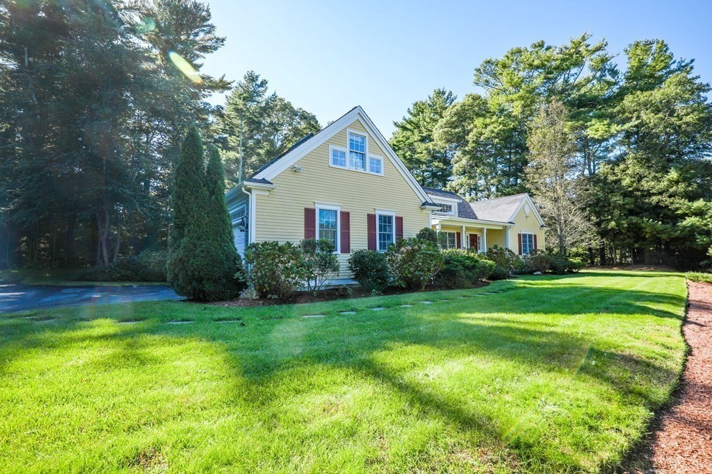 35 Sea Robin Road Barnstable, MA 02655 - Photo 5 of 42 Gallery Image 5