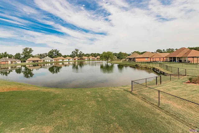 $284,000 | 423 Lakeshore Drive, Oscar, LA 70762