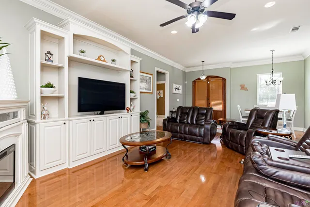 $284,000 | 423 Lakeshore Drive, Oscar, LA 70762