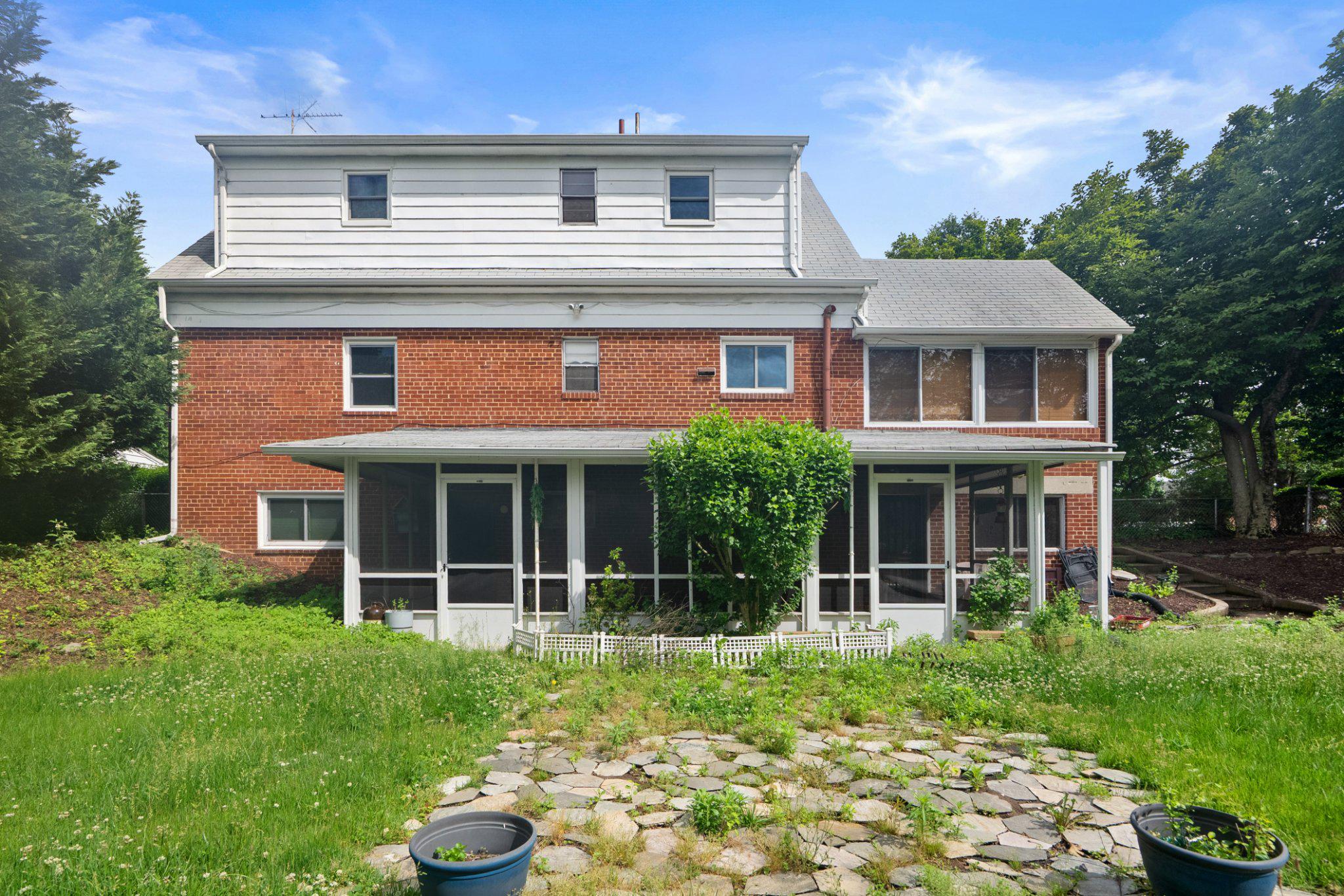 1110 Chillum Manor Road Hyattsville, MD 20783 - Photo 29 of 30 Back exterior view