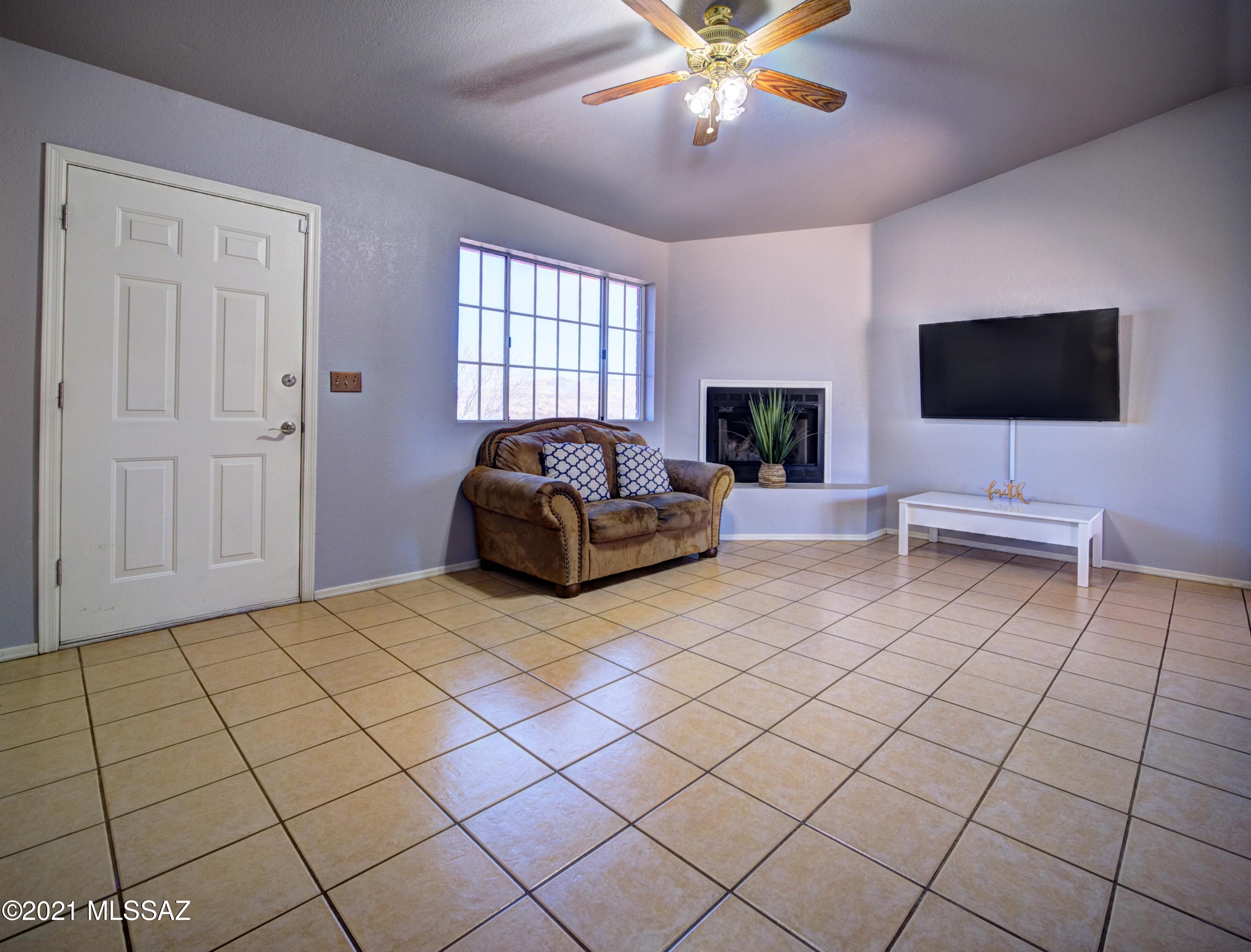 1247 Calle Tubatana Rio Rico, AZ 85648 - Photo 11 of 24 Gallery Image 11