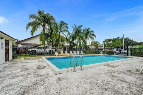 $284,900 | 7947 Tam Oshanter Boulevard, North Lauderdale, FL 33068