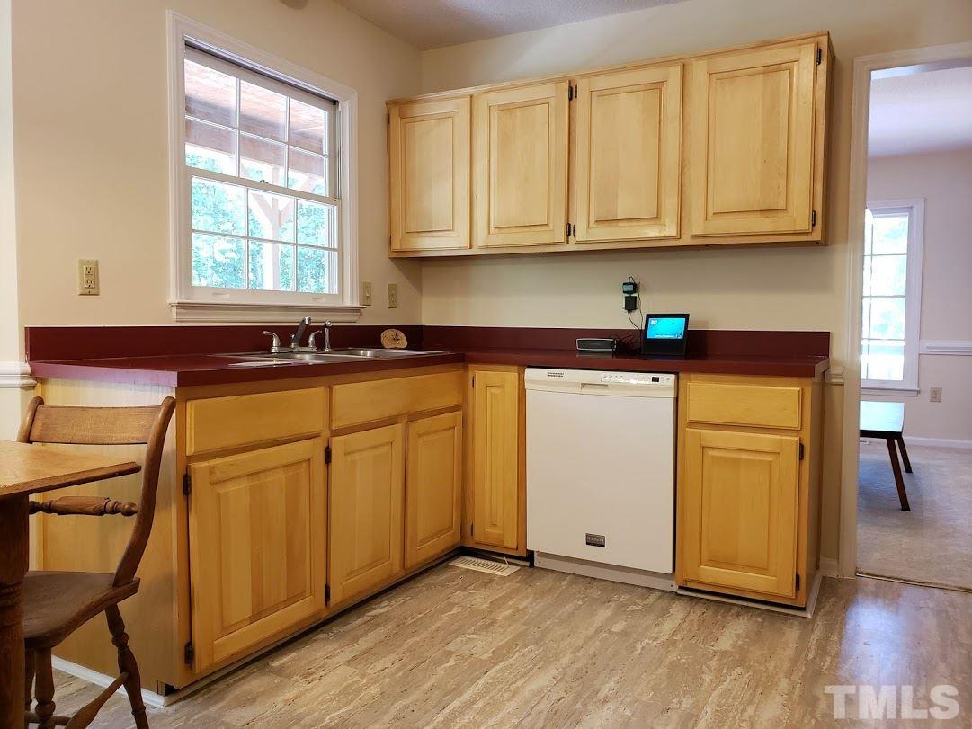 129 Oak Ridge Drive Willow Spring, NC 27592 - Photo 10 of 30 Gallery Image 10
