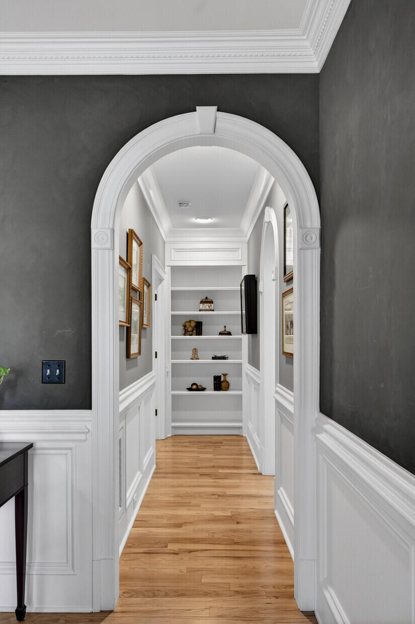 2992 Pignatelli Crescent Mount Pleasant, SC 29466 - Photo 34 of 86 Elegant arches grace the doorways