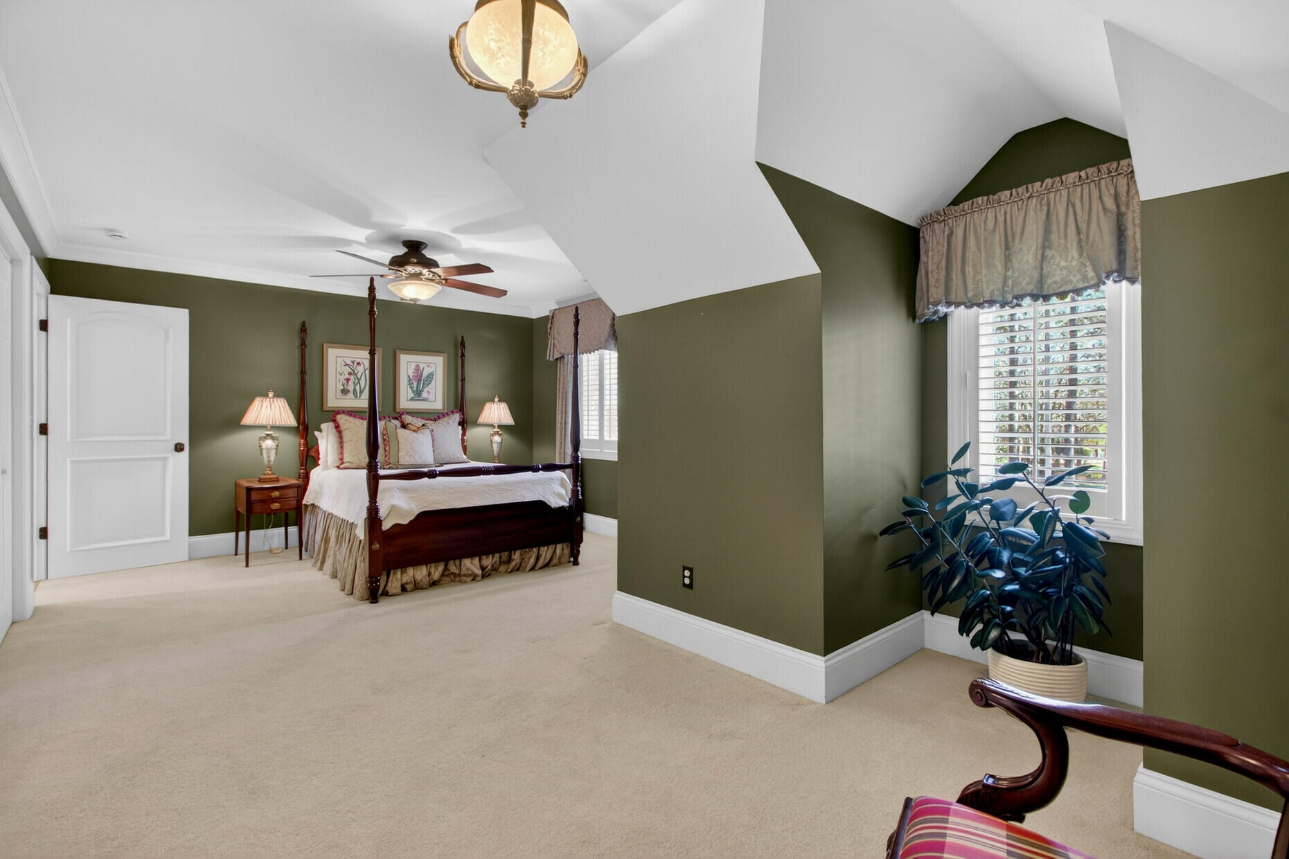 2992 Pignatelli Crescent Mount Pleasant, SC 29466 - Photo 57 of 86 Space for a desk or reading