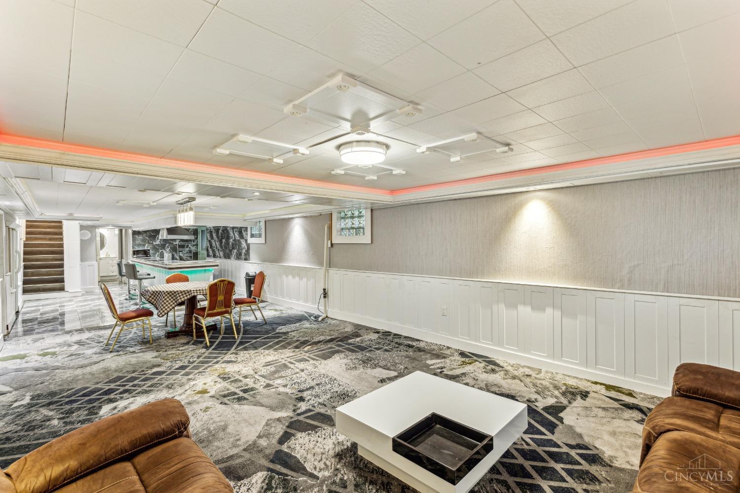 5455 Fox Road Cincinnati, OH 45239 - Photo 21 of 36 Gallery Image 21