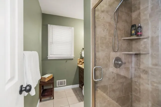 $375,000 | 6949 Russell Street, Overland Park, KS 66204