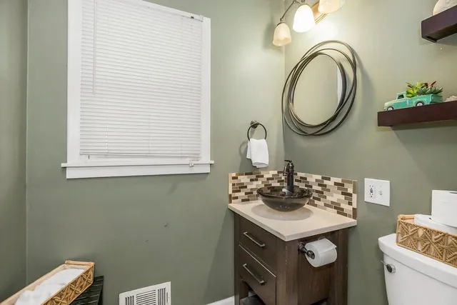 $375,000 | 6949 Russell Street, Overland Park, KS 66204