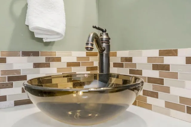 $375,000 | 6949 Russell Street, Overland Park, KS 66204