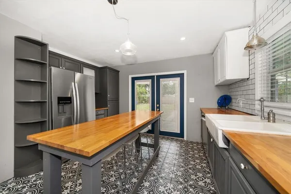 $489,000 | 310 North Lincoln Avenue, Clearwater, FL 33755