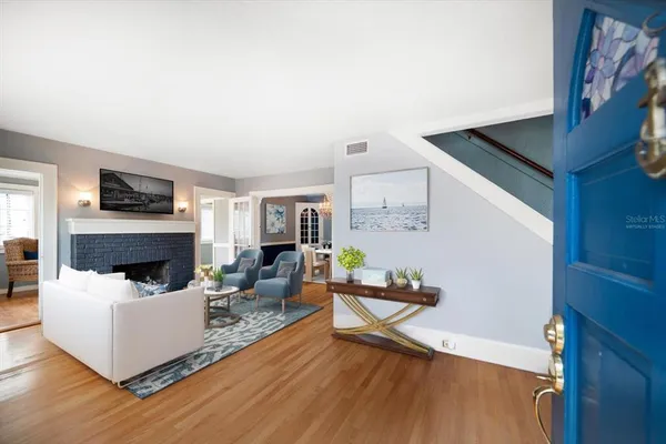 $489,000 | 310 North Lincoln Avenue, Clearwater, FL 33755