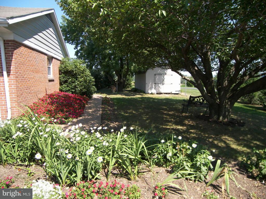 1010 Old Line Road Manheim, PA 17545 - Photo 9 of 13