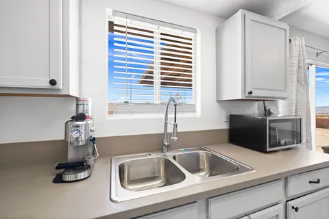 $299,900 | 5509 Mariposa Avenue, Twentynine Palms, CA 92277