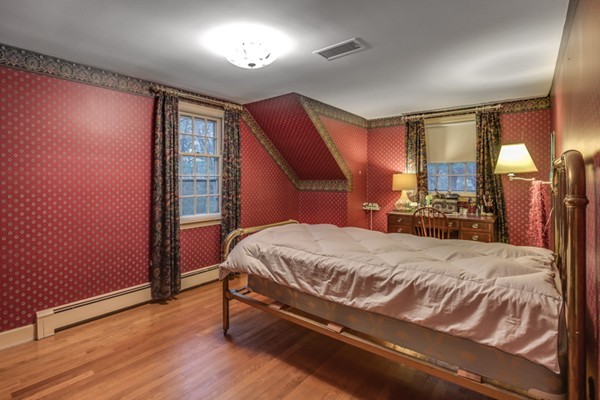 14 Townsend Road Lynnfield, MA 01940 - Photo 23 of 29 Gallery Image 23