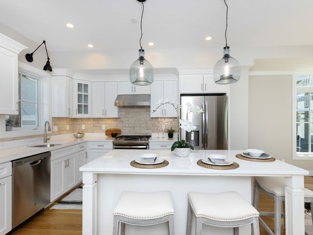 $660,000 | 145 Stoughton Street, Unit 5, Boston, MA 02125