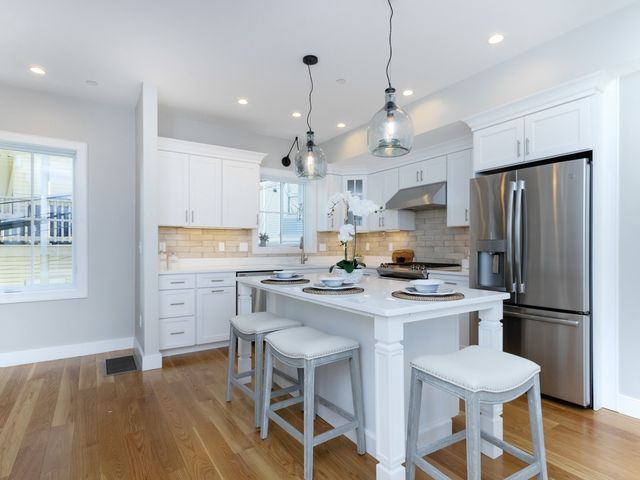 $660,000 | 145 Stoughton Street, Unit 5, Boston, MA 02125