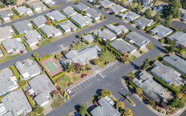 $305,000 | 5902 89th St Court East, Unit 11, Puyallup, WA 98371