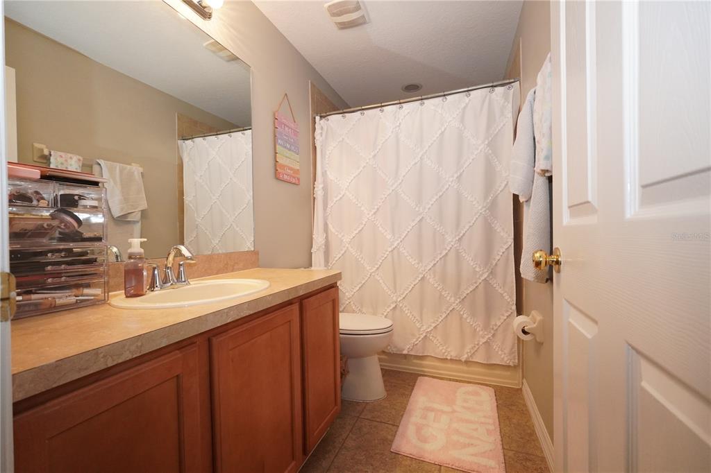 5463 River Rock Road Lakeland, FL 33809 - Photo 23 of 34