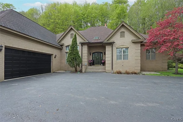 $799,900 | 6284 Quintard Road, Jamesville, NY 13078