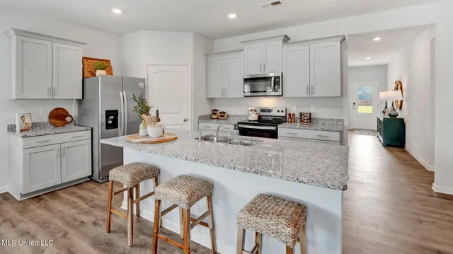 $343,990 | 68 Ozark Drive, Byhalia, MS 38611