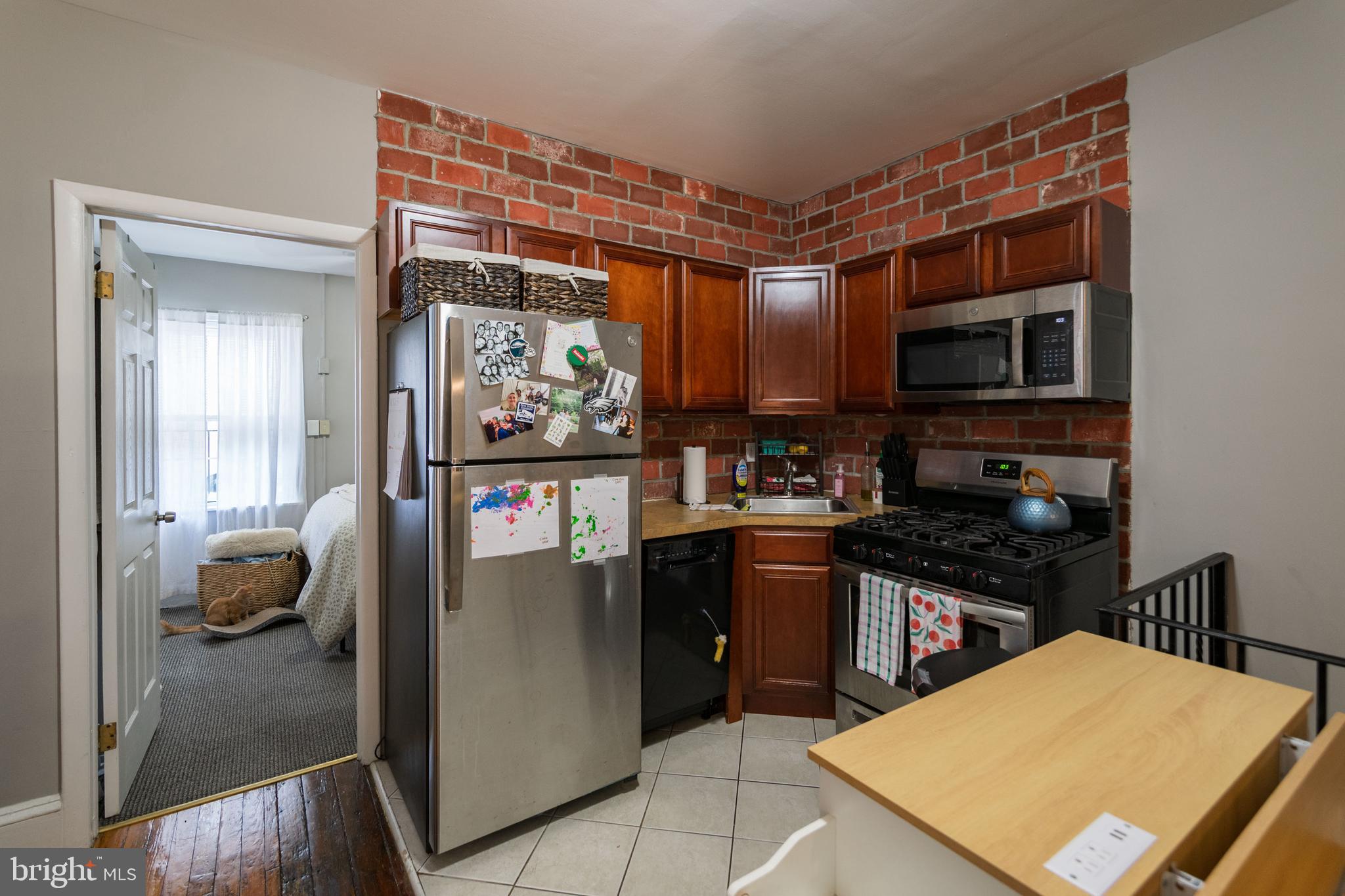 1919 Spring Garden Street, Unit 1R Philadelphia, PA 19130 - Photo 3 of 16