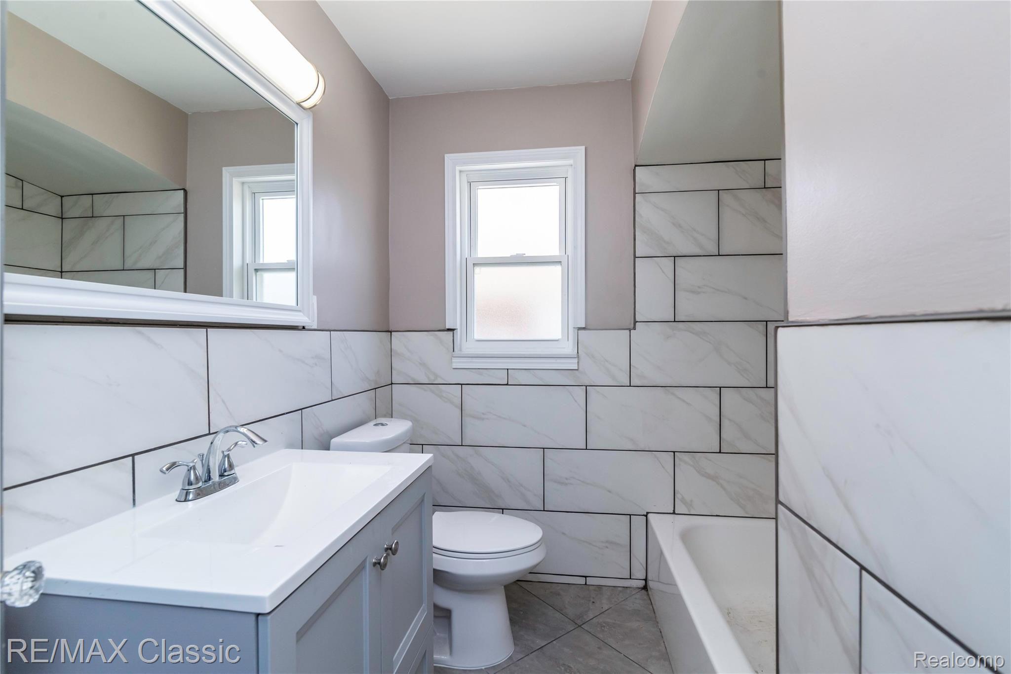8937 Ruth Avenue Allen Park, MI 48101 - Photo 9 of 50 Ruth6442.jpg