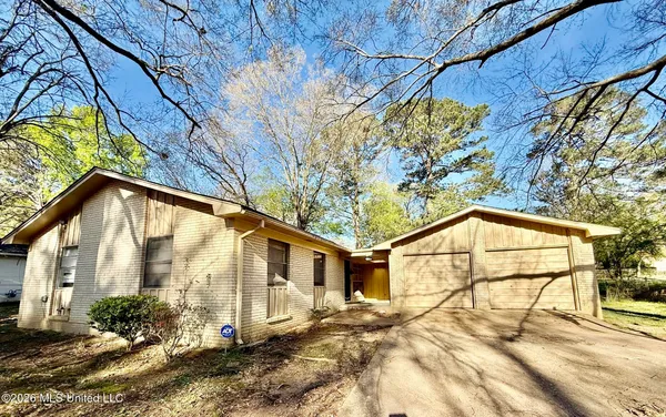 $145,900 | 5866 Kinder Drive, Jackson, MS 39211