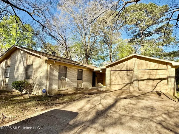 $145,900 | 5866 Kinder Drive, Jackson, MS 39211