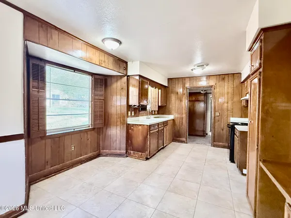 $145,900 | 5866 Kinder Drive, Jackson, MS 39211