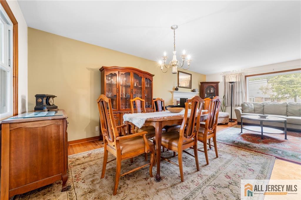 286 Franklin Road North Brunswick, NJ 08902 - Photo 6 of 25 Gallery Image 6