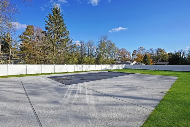 $85,000 | 98 Hollywood Avenue, West Long Branch, NJ 07764