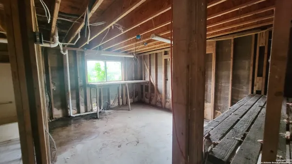 $245,000 | 7 Glen Cove Drive, Seguin, TX 78155