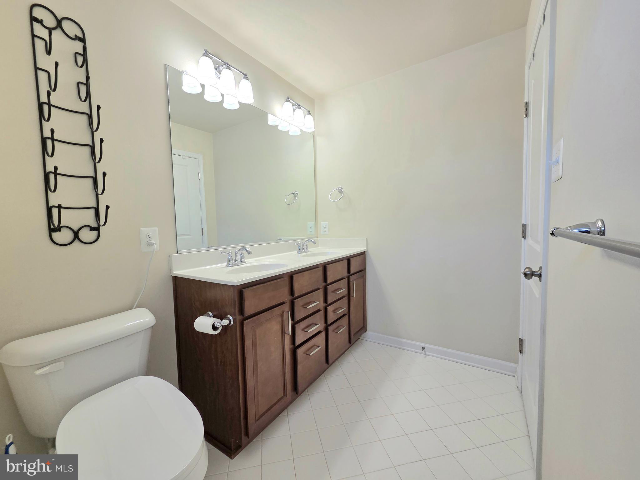 1113 Red Hawk Way Severn, MD 21144 - Photo 25 of 39