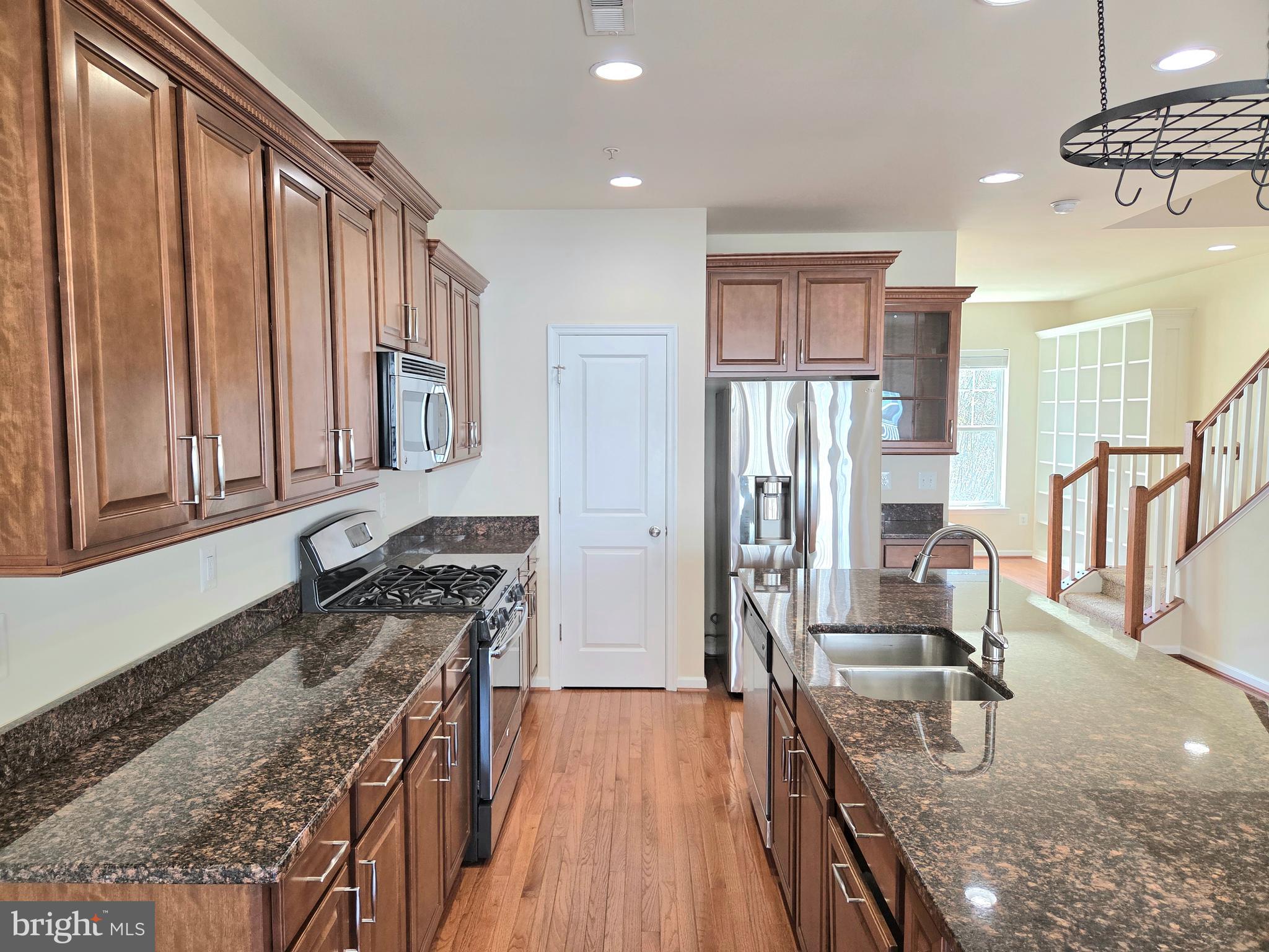 1113 Red Hawk Way Severn, MD 21144 - Photo 9 of 39