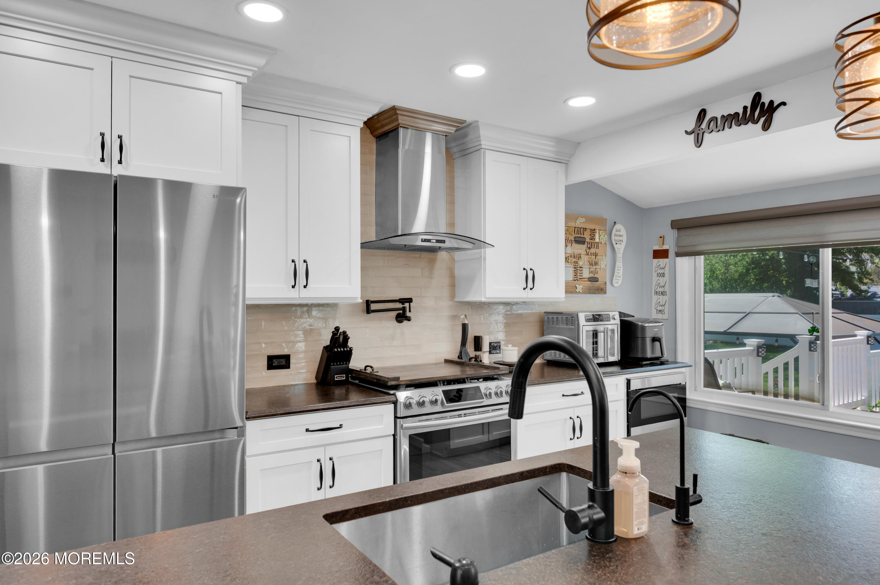 17 Eliot Road Manalapan, NJ 07726 - Photo 19 of 58 Kitchen 4