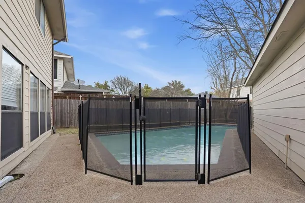 $499,900 | 4147 Cedar Drive, Grapevine, TX 76051