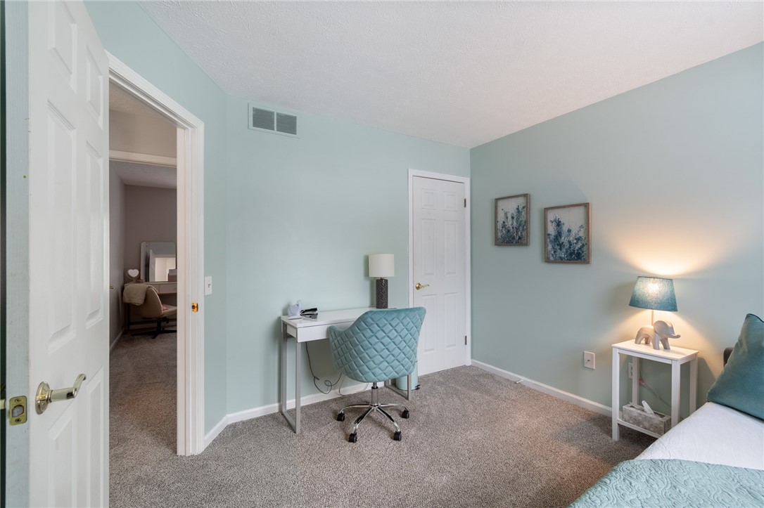 950 Lothario Circle Webster, NY 14580 - Photo 26 of 42