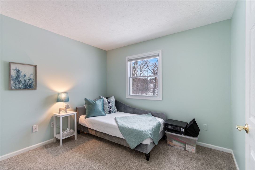 950 Lothario Circle Webster, NY 14580 - Photo 27 of 42