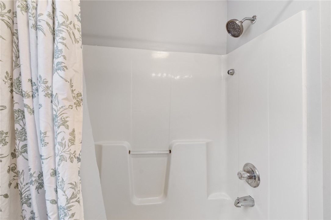 950 Lothario Circle Webster, NY 14580 - Photo 28 of 42