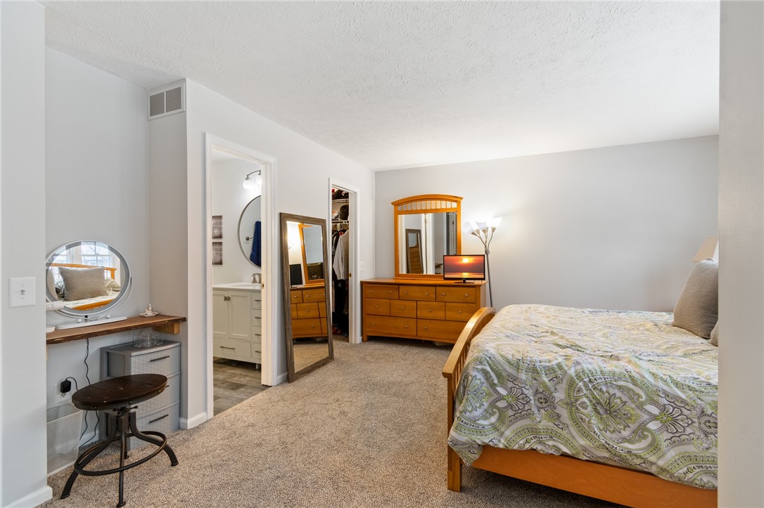 950 Lothario Circle Webster, NY 14580 - Photo 36 of 42 Primary Bedroom