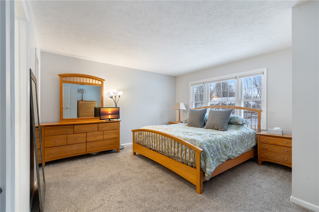 950 Lothario Circle Webster, NY 14580 - Photo 38 of 42 Primary Bedroom