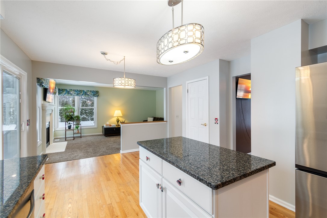 950 Lothario Circle Webster, NY 14580 - Photo 5 of 42