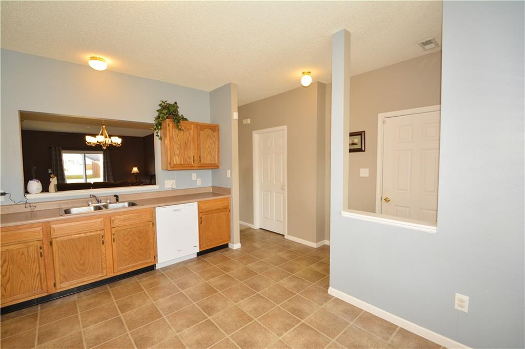 12244 Rambling Road Fishers, IN 46037 - Photo 10 of 20 Gallery Image 10