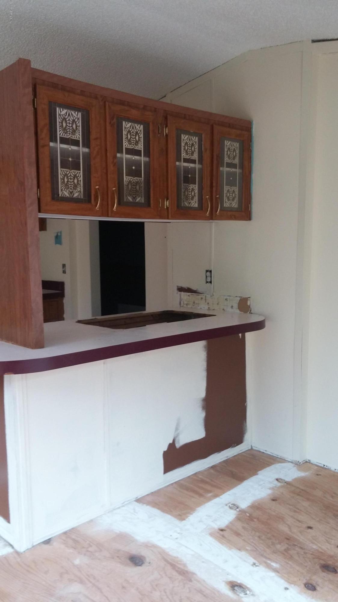 Kitchen "stovetop" area