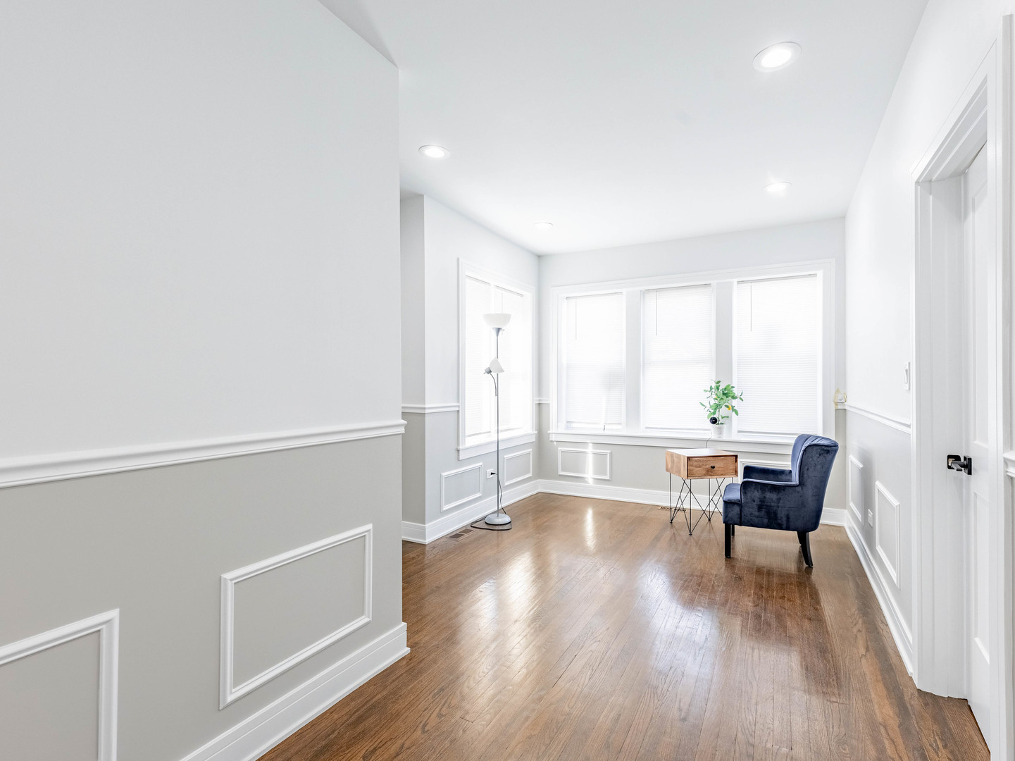 7755 South Wolcott Avenue Chicago, IL 60620 - Photo 2 of 39 a view of workspace with wooden floor and furniture