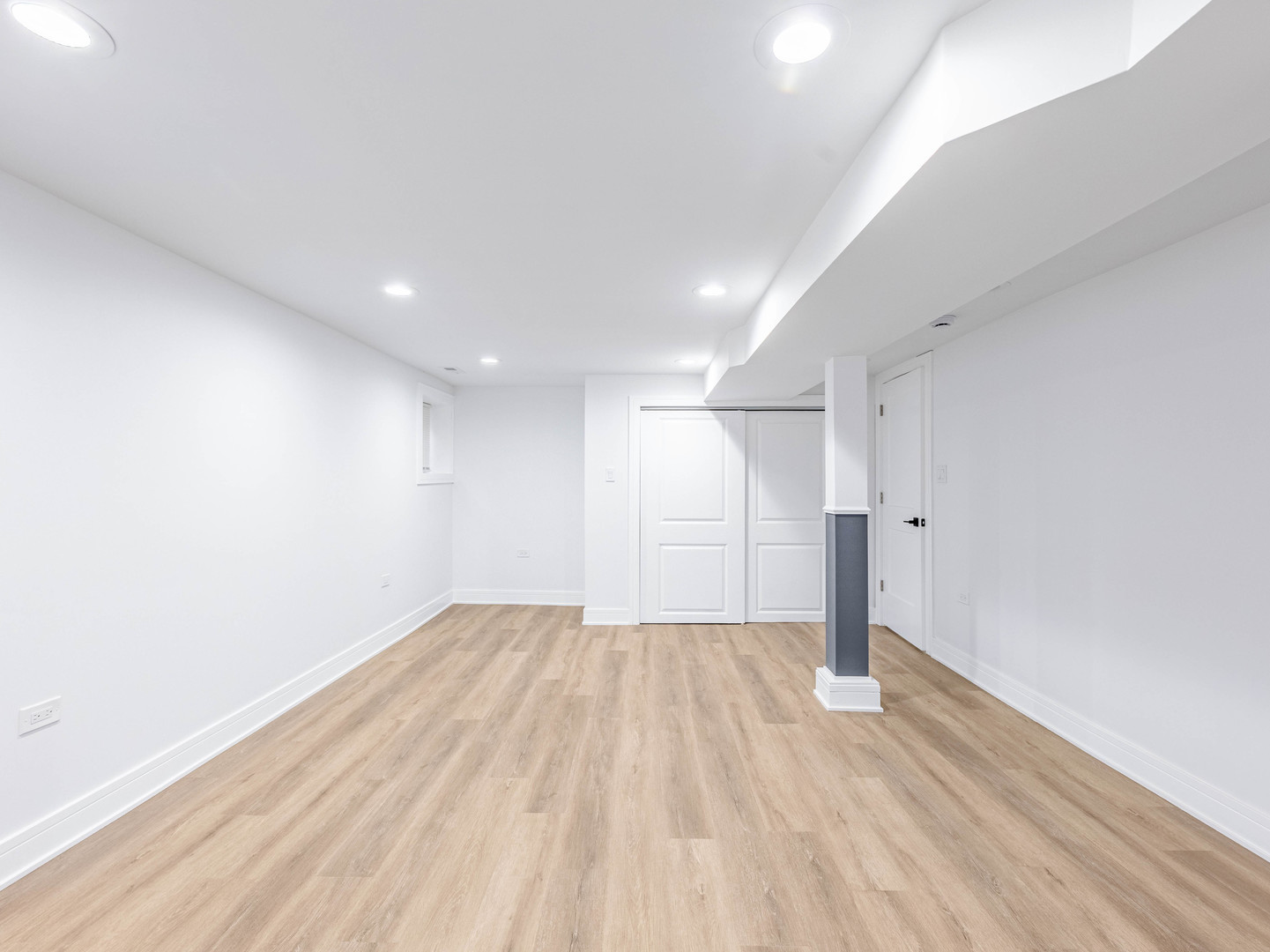 7755 South Wolcott Avenue Chicago, IL 60620 - Photo 25 of 39 a view of empty room with wooden floor