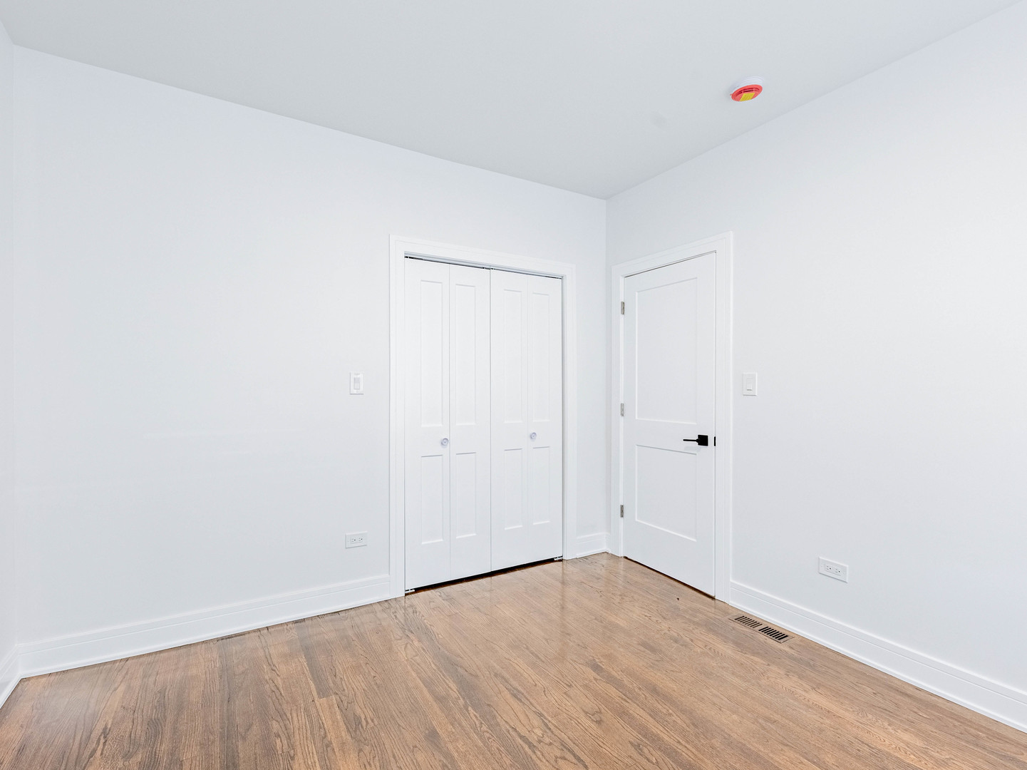 7755 South Wolcott Avenue Chicago, IL 60620 - Photo 32 of 39 a view of an empty room