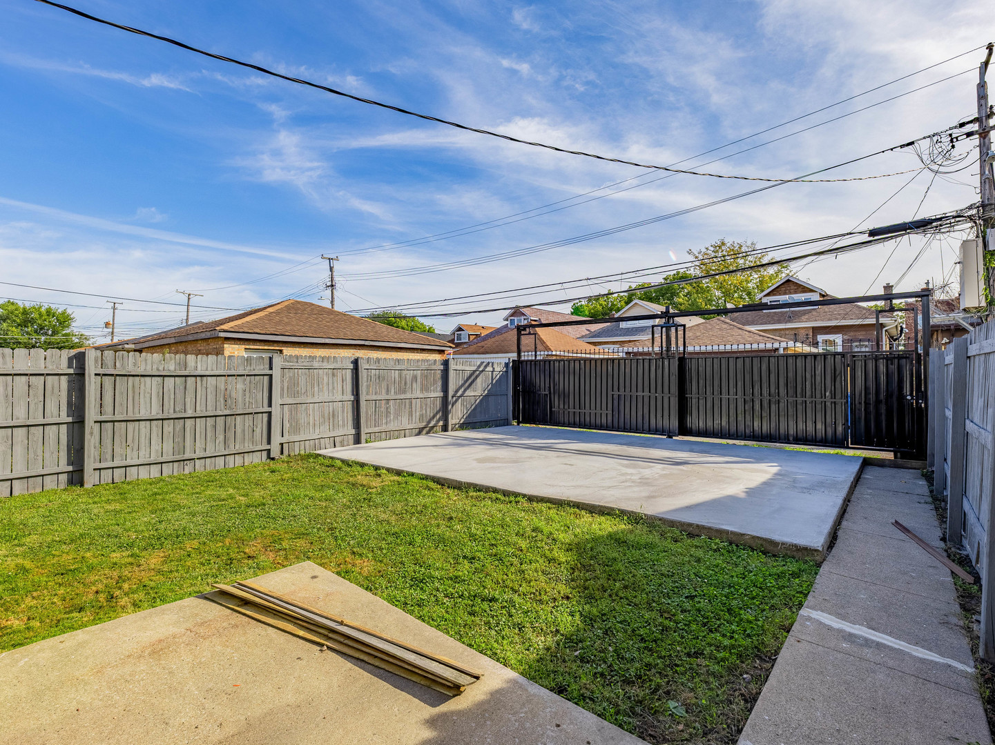 7755 South Wolcott Avenue Chicago, IL 60620 - Photo 37 of 39 a view of a backyard