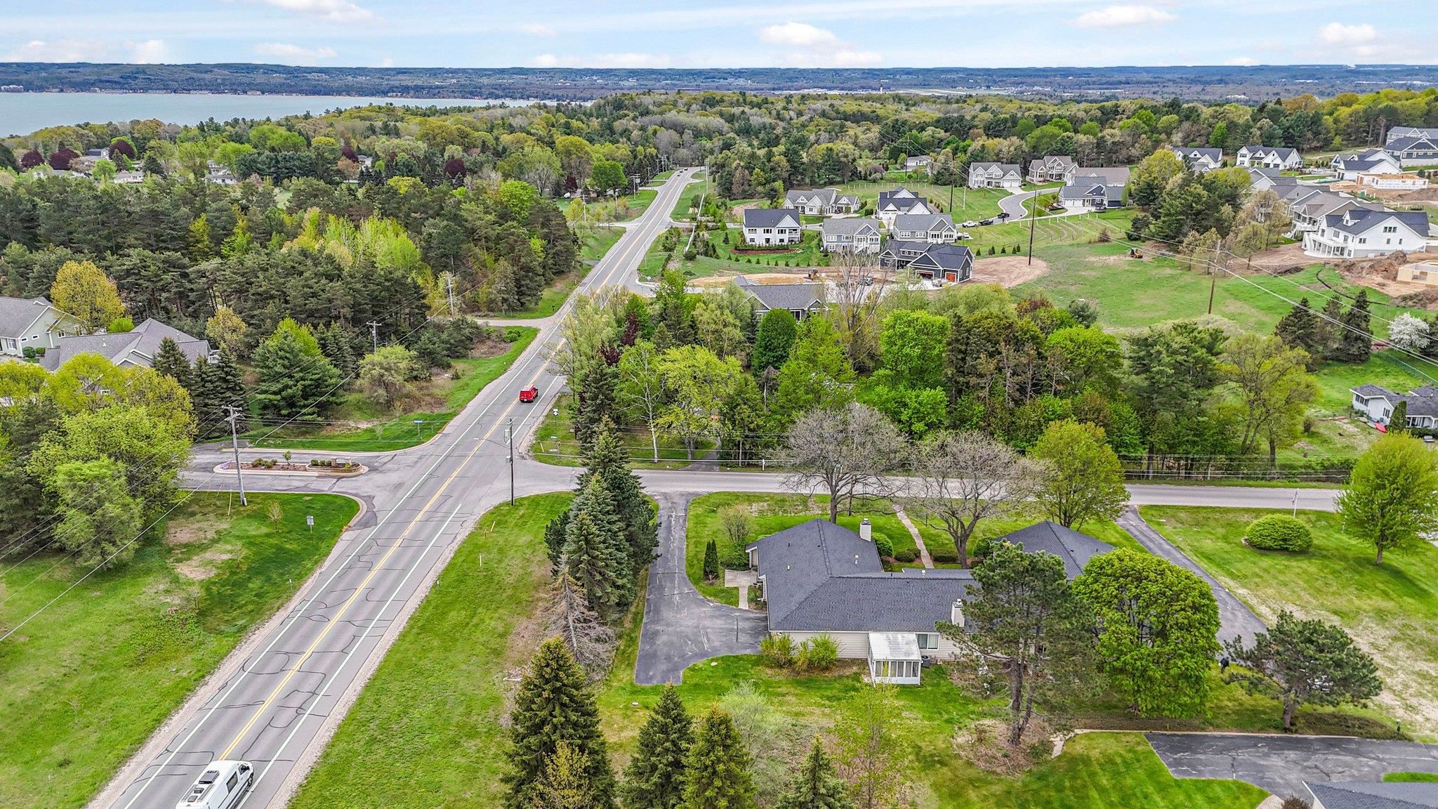 34 Mathison Road South, Unit 4 Traverse City, MI 49686 - Photo 40 of 50