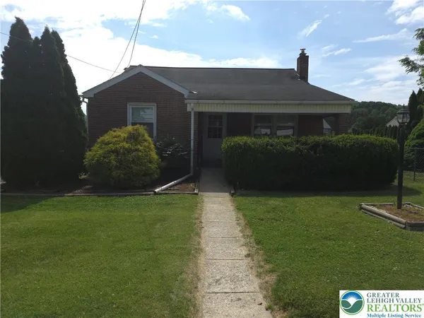 $349,900 | 1040 Pennsylvania Avenue, Emmaus, PA 18049